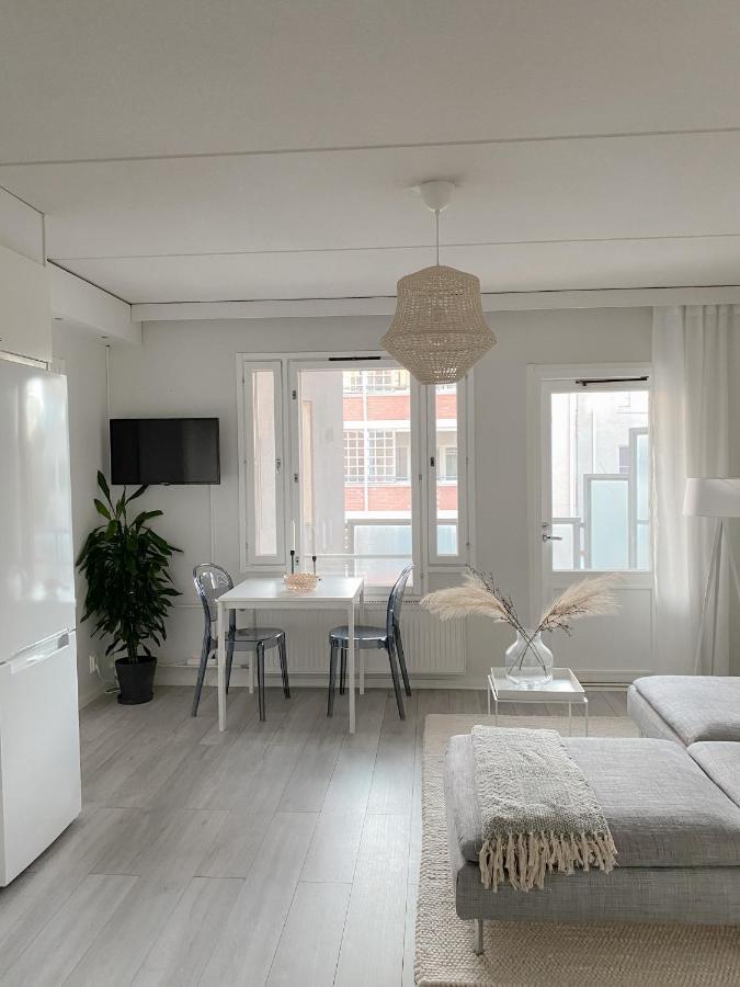 Modern One Bedroom Apartment With Sauna Near Airport 万塔 外观 照片